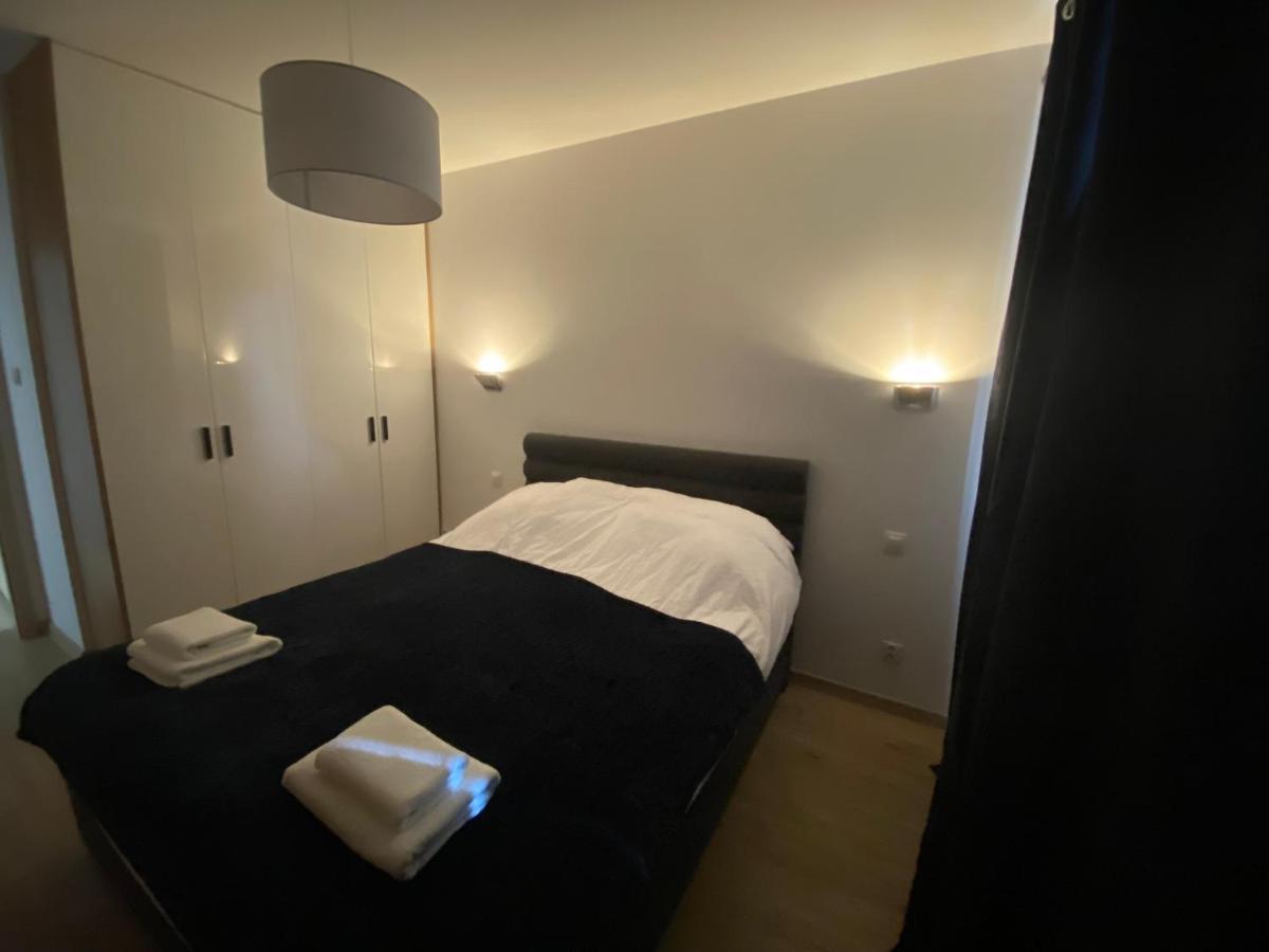 גורז'וב ווילקופולסקי Modern Apartments & Free Parking מראה חיצוני תמונה
